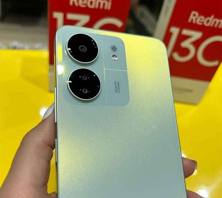 Xiaomi Redmi 13C Retail Packaging & Live Images Gone Viral; Here's What  They Reveal - WhatMobile news
